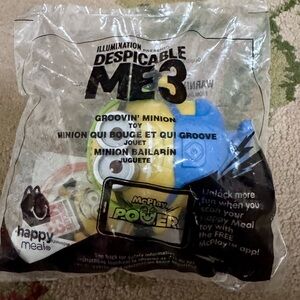 Despicable Me 3 Groovin' Minion Toy